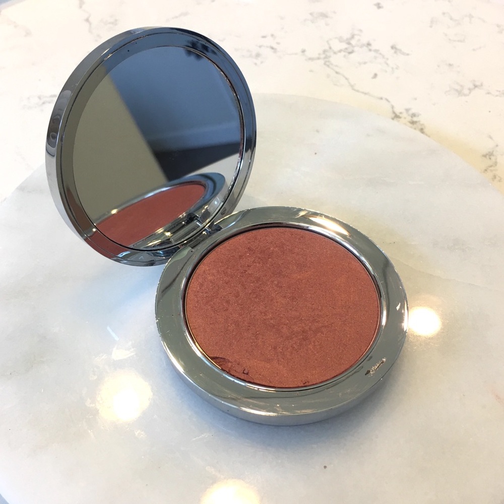 Rock & Republic Contrived Pressed Blush in Lust